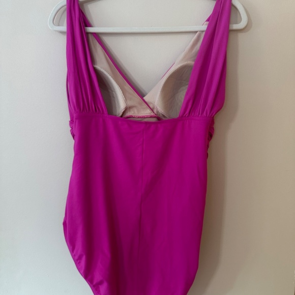 Ladies Swimsuit - Picture 4 of 4